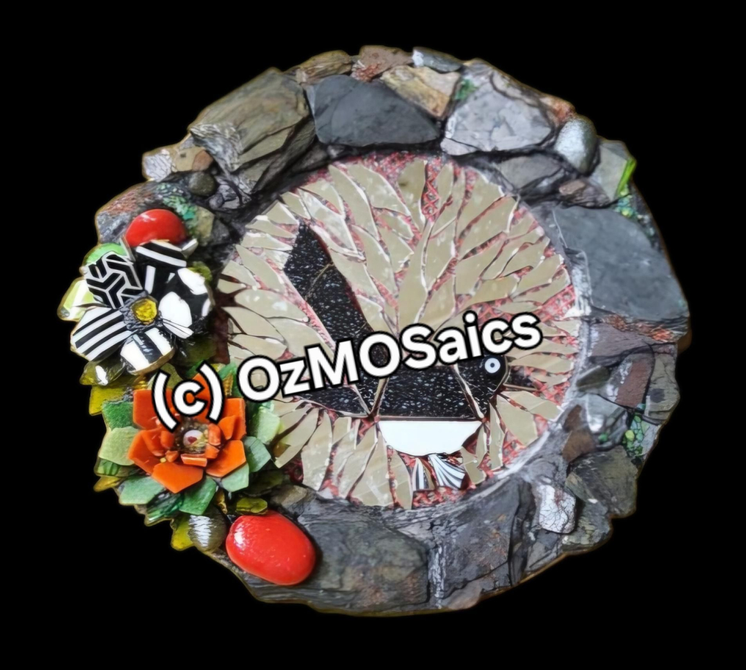 OzMosaics Beginner Mosaic Workshop by Sandy Robertson Mosaic Artist Brisbane Queensland Australia